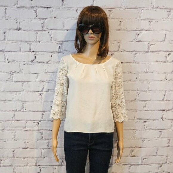 BCBGeneration - Boho ivory 3/4 lace sleeve blouse - Picture 3 of 11